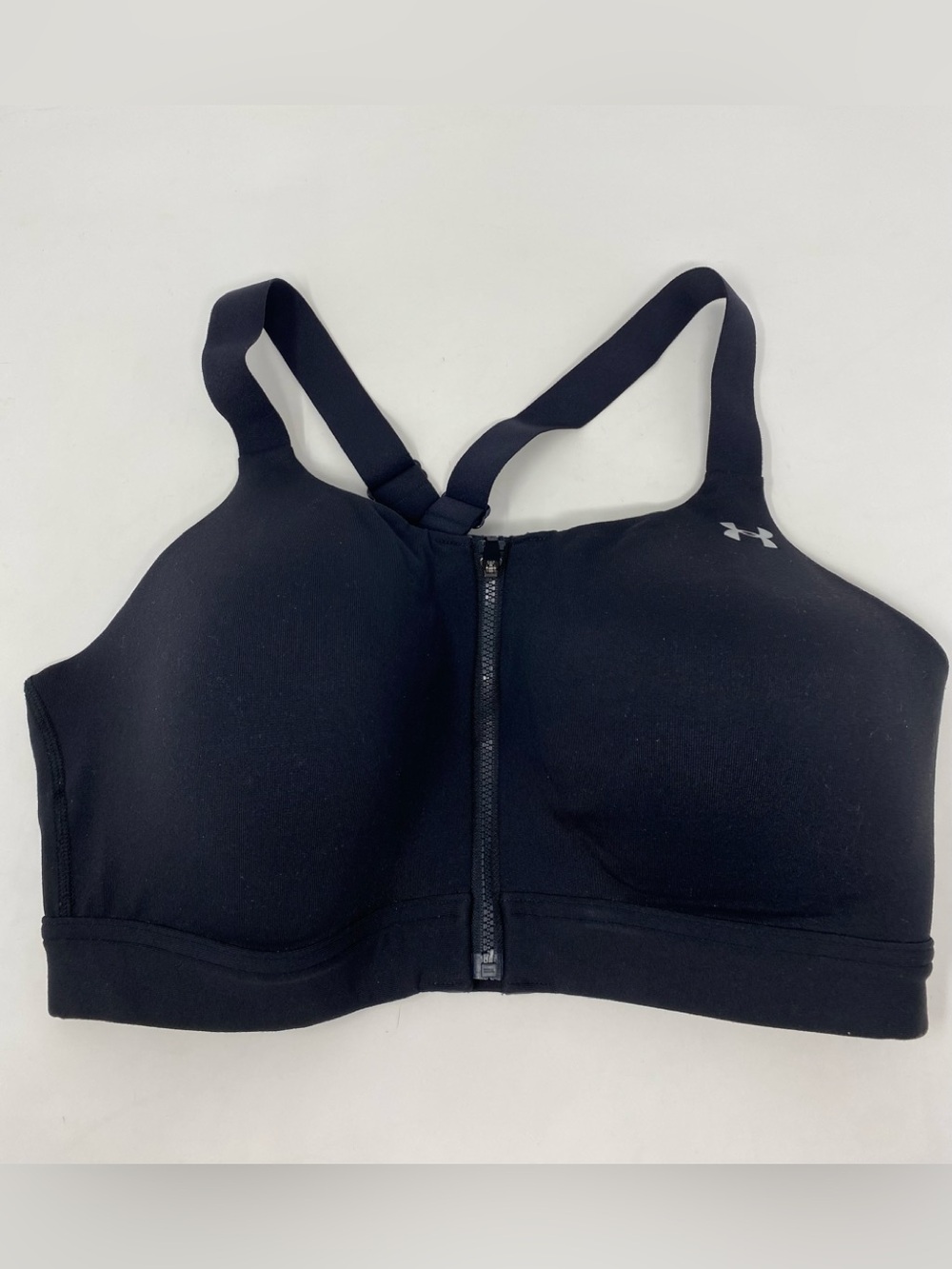 Women’s Under Armour Black Front-Zip Sports Bra Size 38D